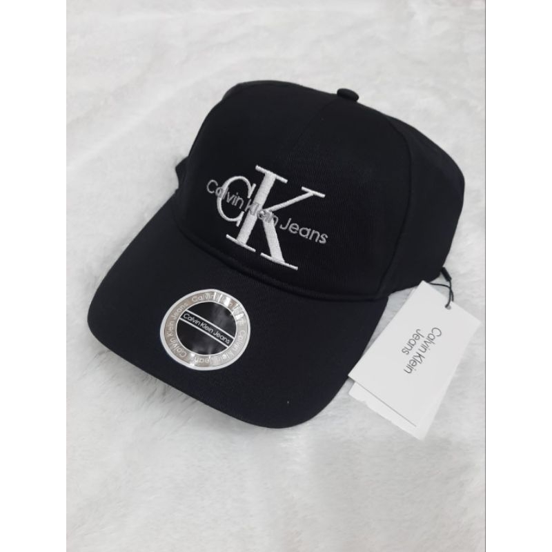 Topi Calvin Klein