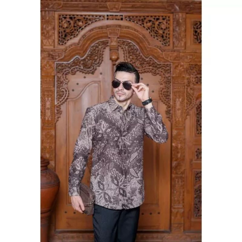 KEMEJA BATIK SLIMFIT PREMIUM MOTIF BARU LAPISAN FURING