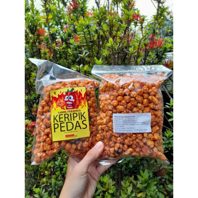

Pilus Pedas Daun Jeruk Khas Bandung