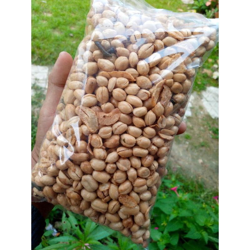 

kacang asin.