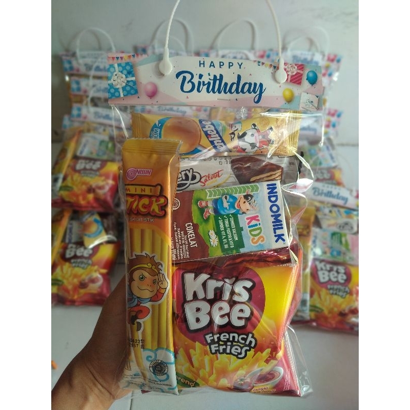 

PAKET 3 SNACK ULANG TAHUN / SNACK BINGKISAN