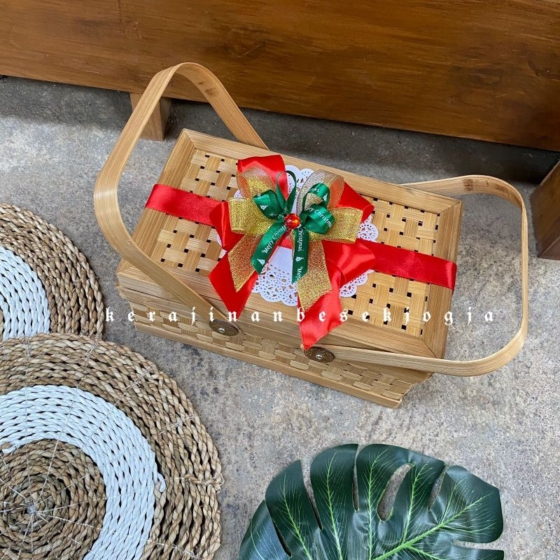 SPESIAL HAMPERS NATAL | PARSEL 25X16 + PITA | hantaran bingkisan besek Jogja parsel hantaran seserah