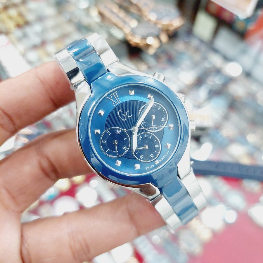 GUESS COLLECTION GC Y30003L7-Jam Tangan Wanita Analog Original-Garansi Resmi