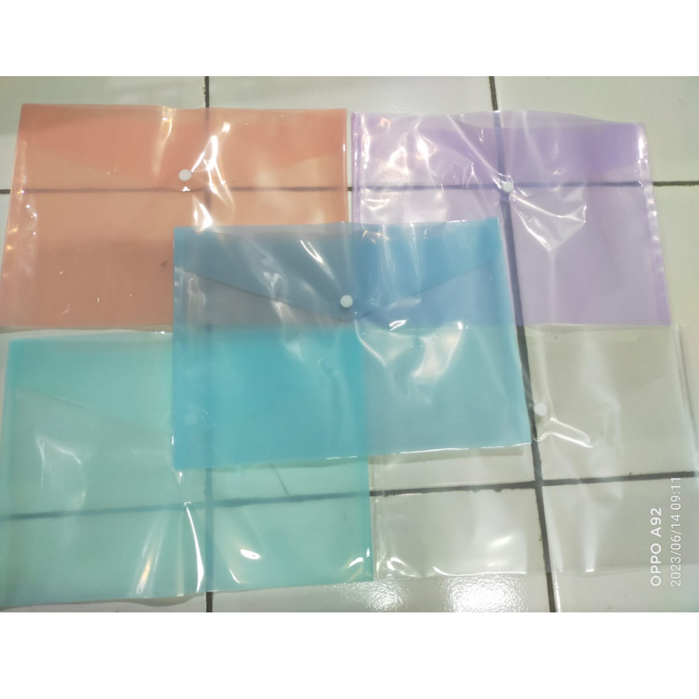 

KK Map Palstik Kancing Map folder F4 Warna