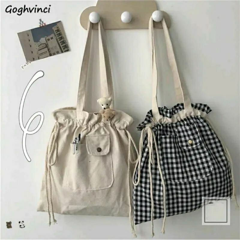 Tote bag pouch serut 30 x 40, totebag kantong blacu kekinian