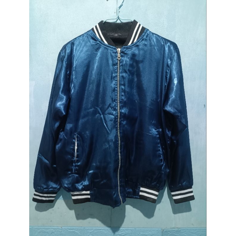 BOMBER SILK BIRU PRELOVED