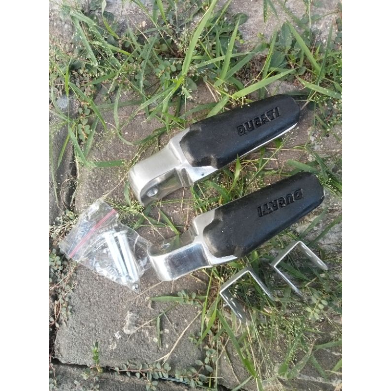 POSTEP DUCATI BOSTEP DUCATI POSTEP KARET DUCATI PIJAKAN KAKI DUCATI