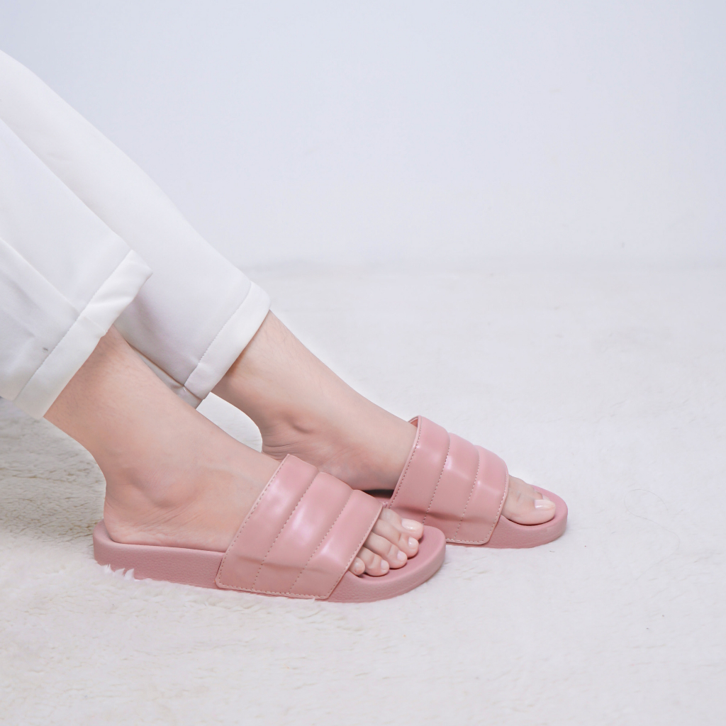 Adarastore - Lapepa MEERA  Sandal Wanita Casual Sendal Santai Cewek Kulit Kekinian