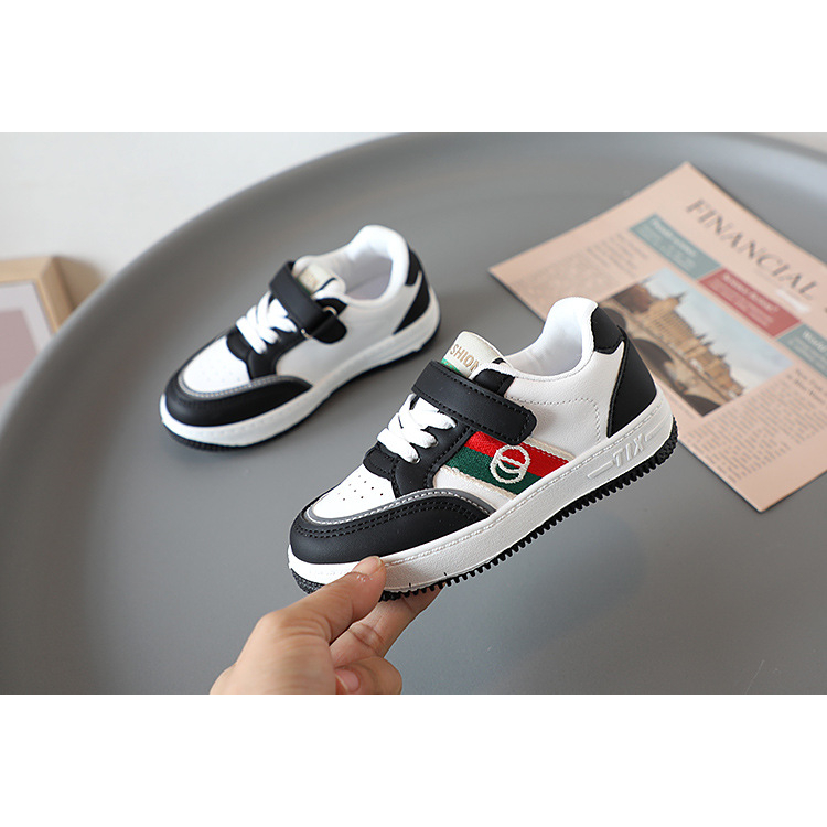 Sepatu Sneakers Anak Unisex  Usia 1 Sampai 2 Tahun Trendy Anti Slip FGI