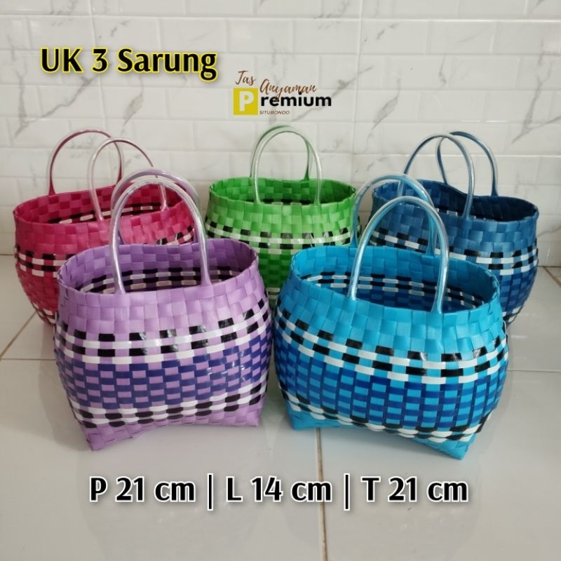 (UK 3 Sarung) 21x14x21 cm Tas Anyaman/Tas Hampers/Tad Berkat/Tas souvenir Premium Situbondo