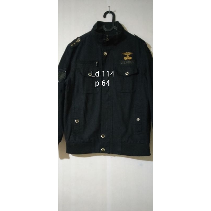 jaket Levis pria dewasa