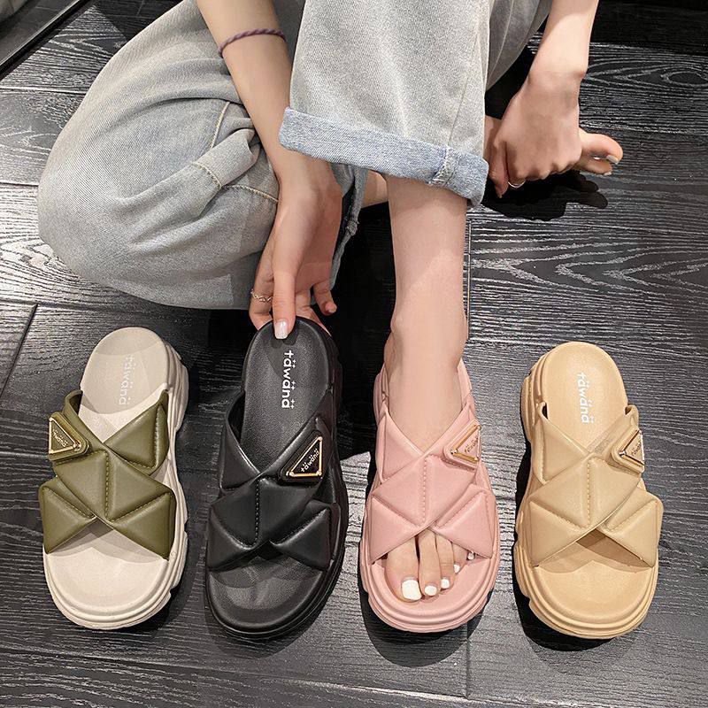 TAWANA Wedges Fluffy Original