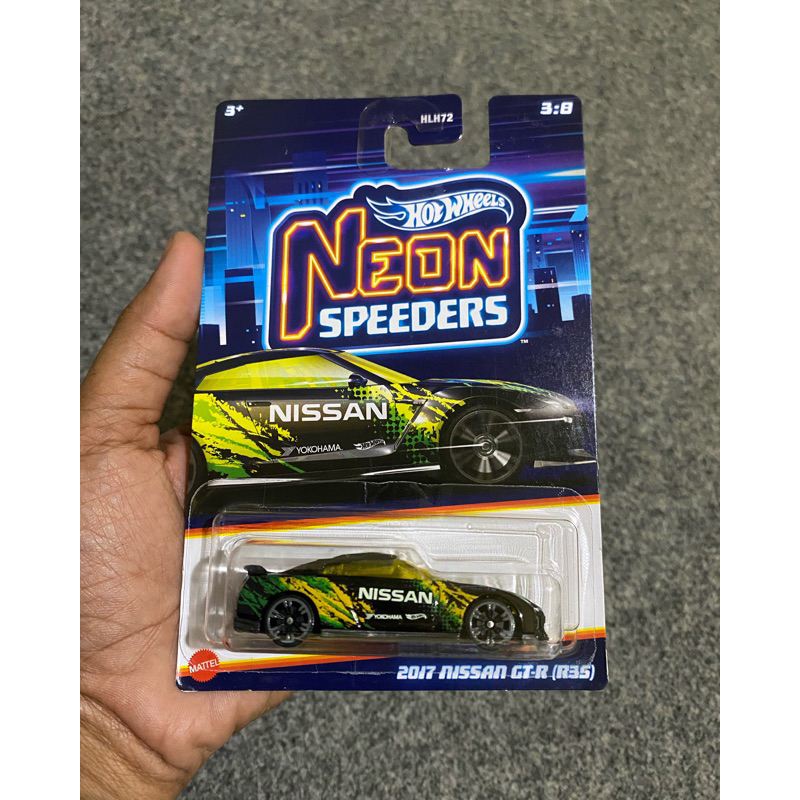 hot wheels nissan 35 gtr neon speeders