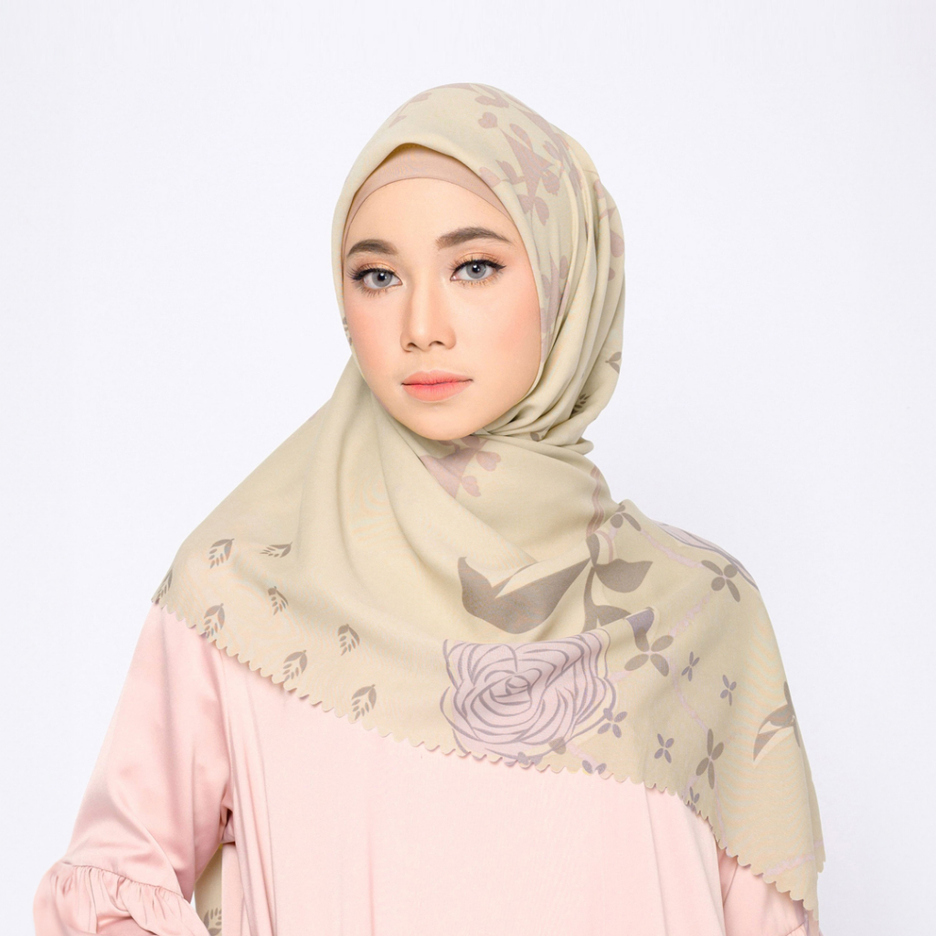 ZM Zaskia Mecca - Rose Moss Scarf Kerudung Segi Empat Ultra Sonic - Romansa Khatulistiwa