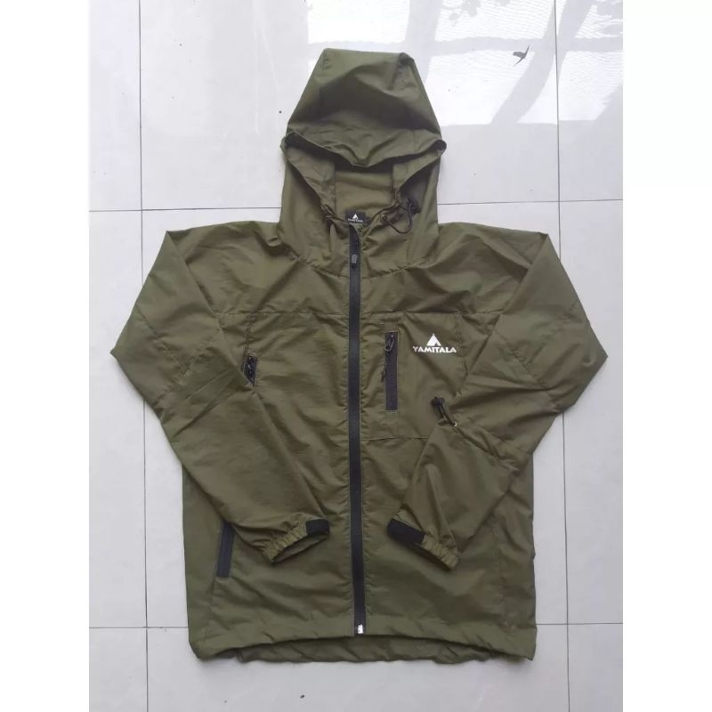 Yamitala Jaket Asymmetry Stow Pocket