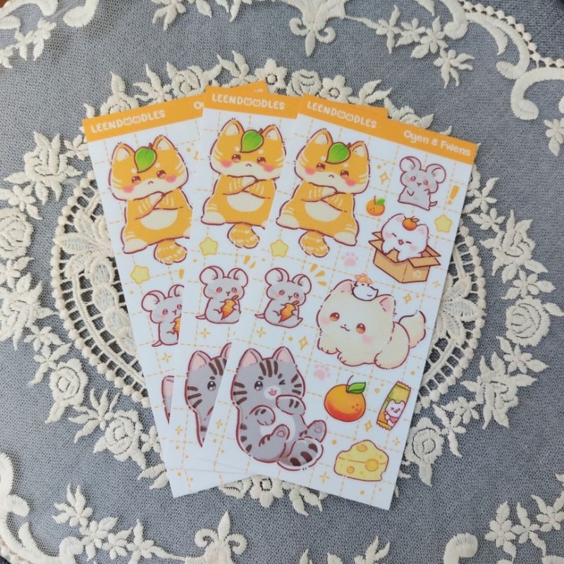 

Leendoodles - Oyen & Fwens Deco Glitter Sticker Sheet