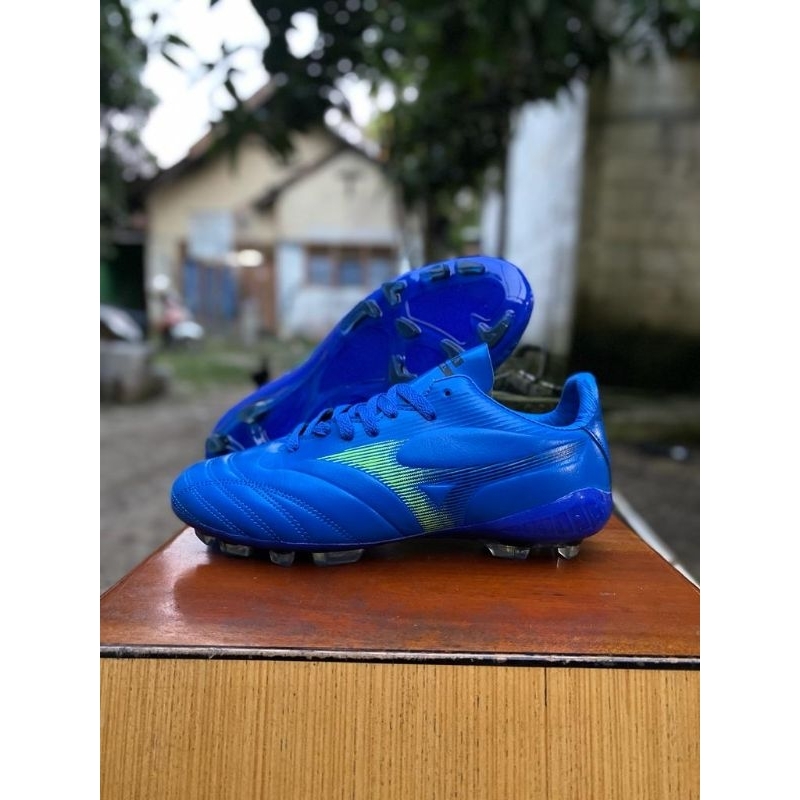 SEPATU BOLA MIZUNO MORELIA TERBARU