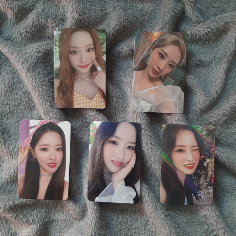 PC OLIVIA HYE GOWON HASEUL LOONA FLIP THAT ALBUM VER C VER A BENE MMT MAKESTAR SOUNDWAVE