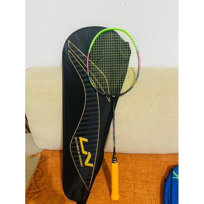 Lining ws 73 second 100% original  Kondisi mulus like new Senar bg 66 ulti 28 lbs