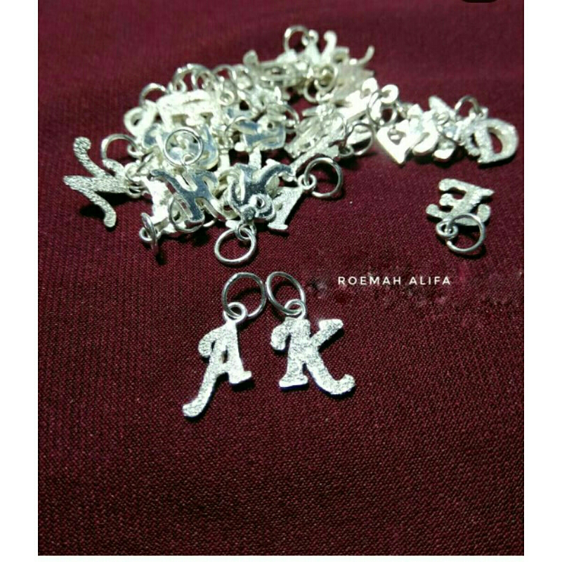 Liontin Huruf Perak Asli Liontin Cantik Liontin Perak Asli