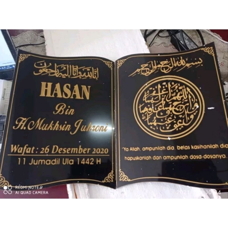 

prasasti model buku granit