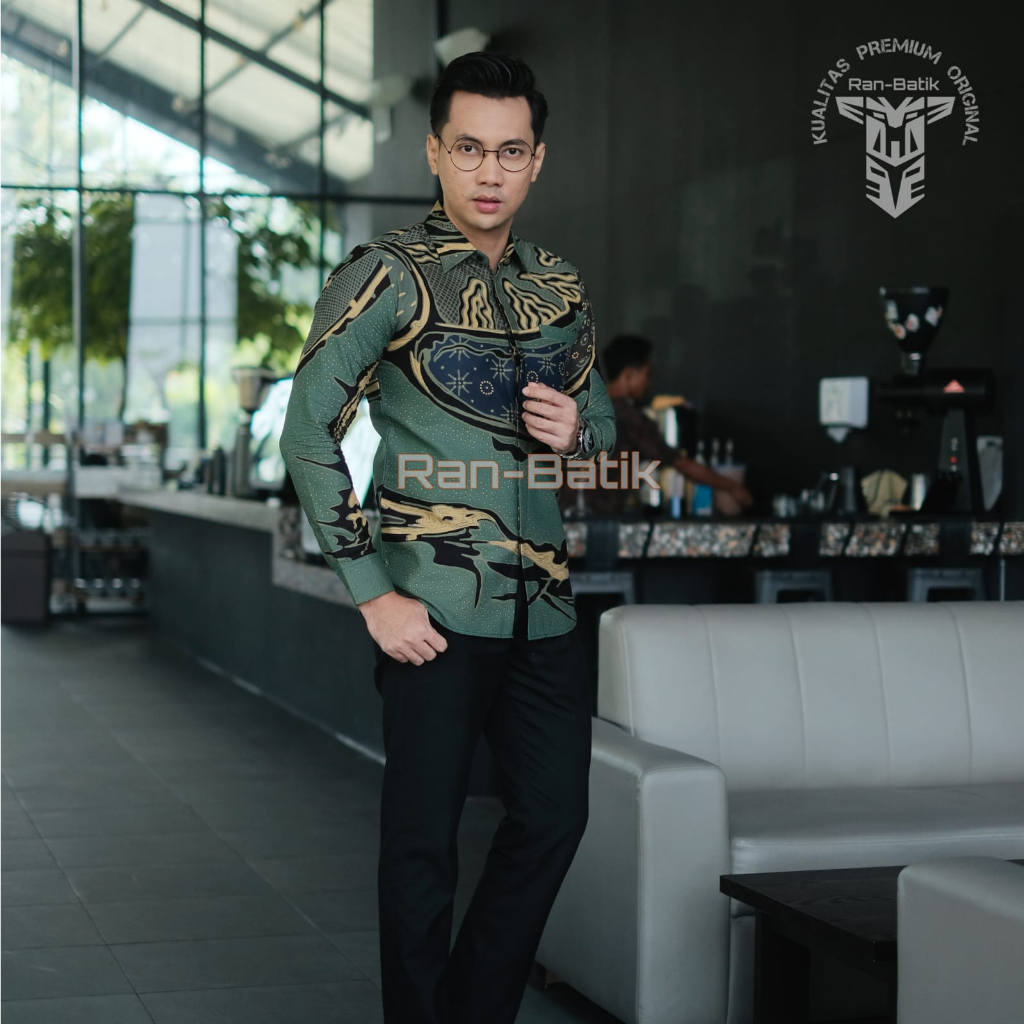 Kemeja Batik Pria Slimfit Slim Fit Kekinian Terbaru hijau Green Sage