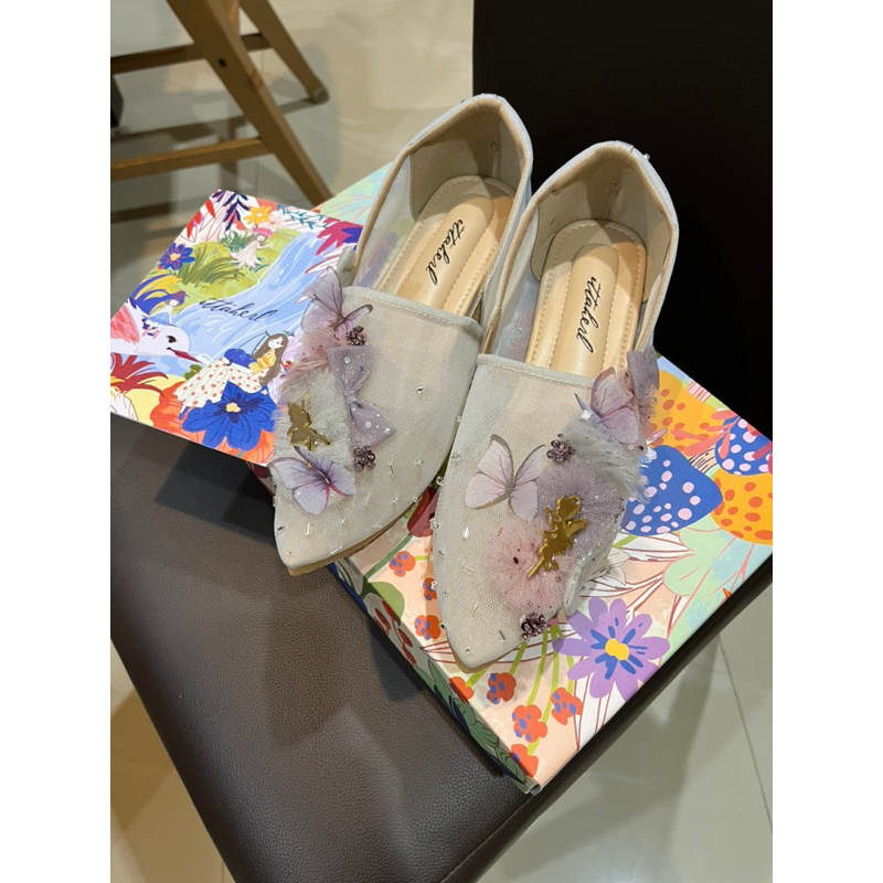 Ittaherl katnis slip on whisper espa size 40 NEW (iklan ittaherl princess belle, mermaid, alice, sno