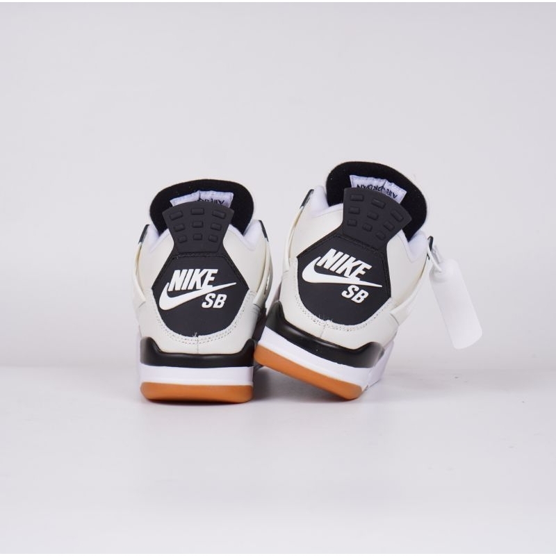 Sepatu Nike Jordan 4 SB Militari White Black