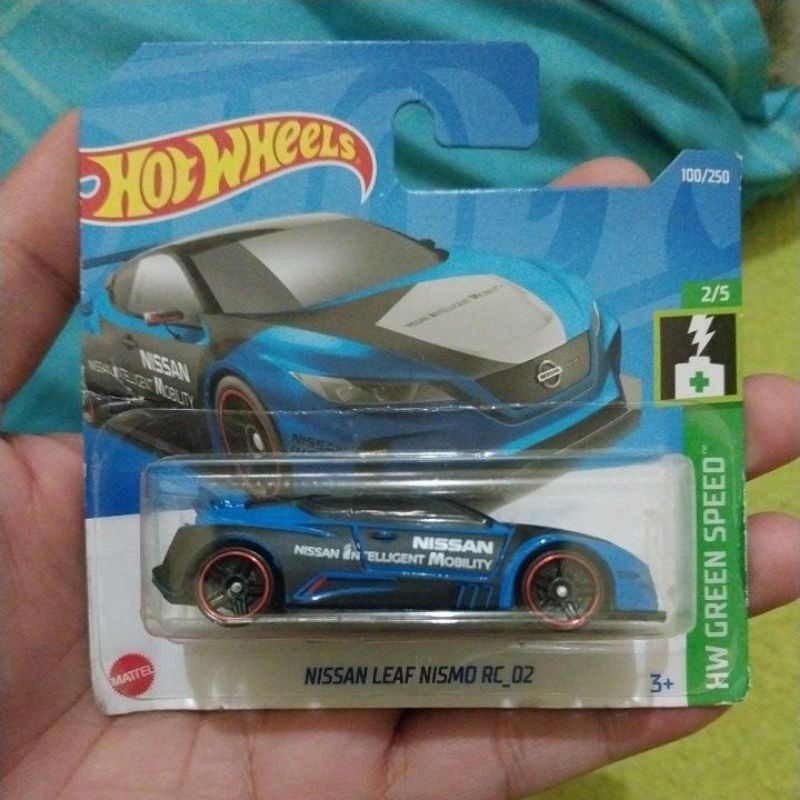 Hoteheels Nissan Leaf Nismo RC02