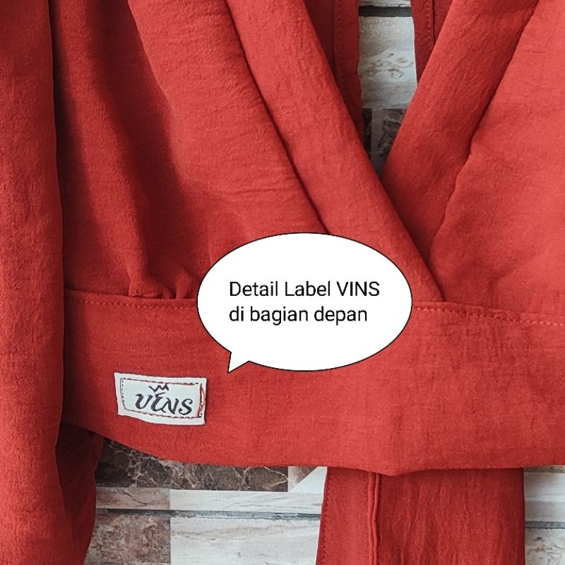 Vins Maurin Crop Tali Belakang Couple Ibu dan Anak Outer Crincle Airflow Tebal