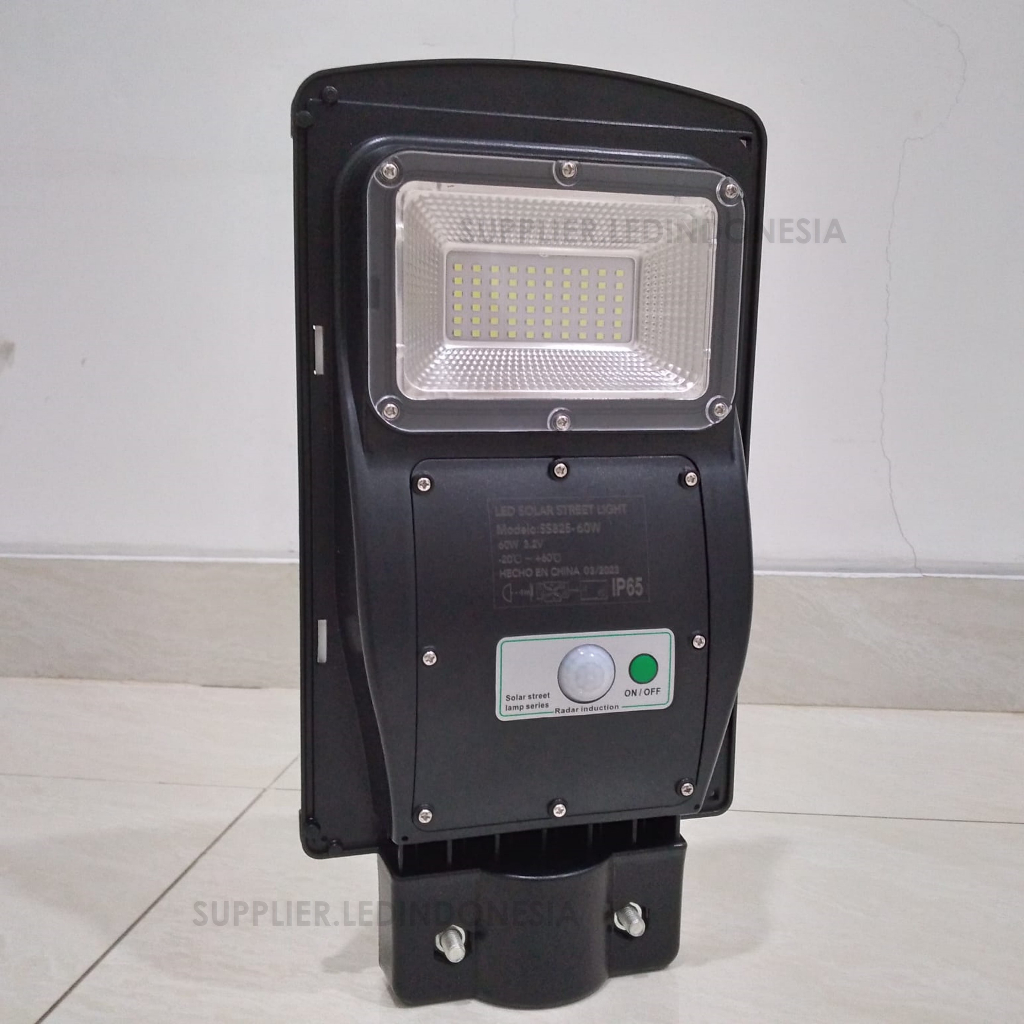 Lampu Jalan Lampu PJU Solar Cell 60Watt Lampu Jalan PJU  Tenaga Surya Matahari 60Watt