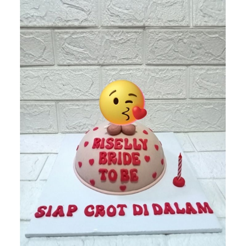 

PINATA CAKE BRIDAL SHOWER