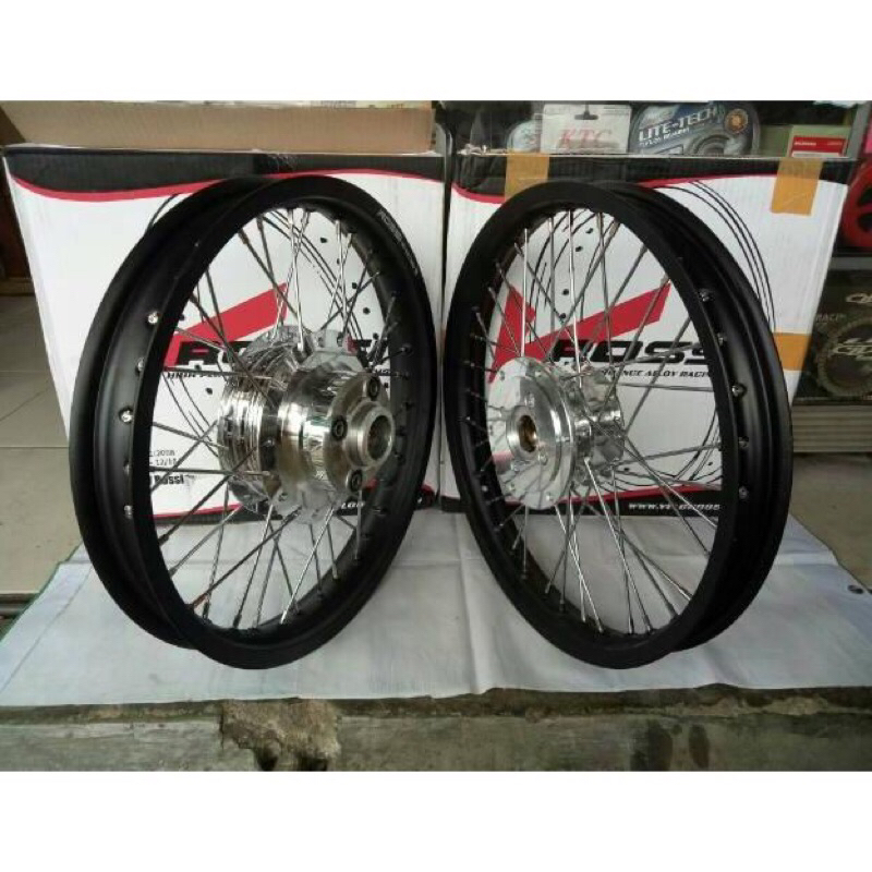 Paketan Velg Motor Verza bisa request ring 17 atau 18