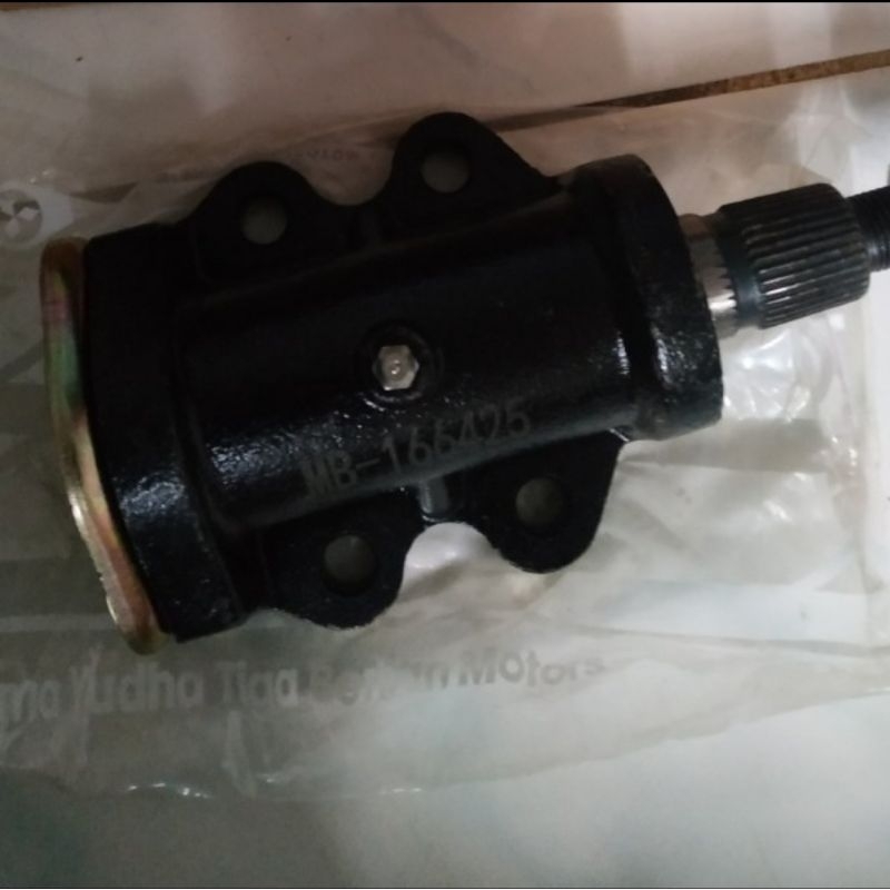 HOUSING STEERING - RUMAH BELL CRANK L300 DIESEL BEARING