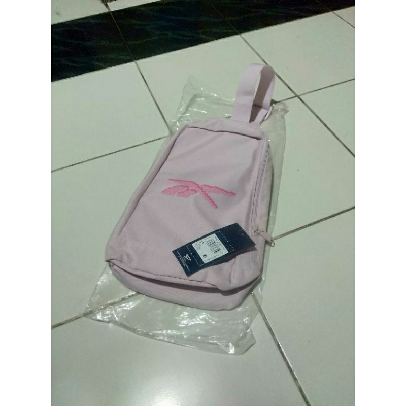 Slingbag Reebok Cycle Frost Berry (Brand New With Hangtag)