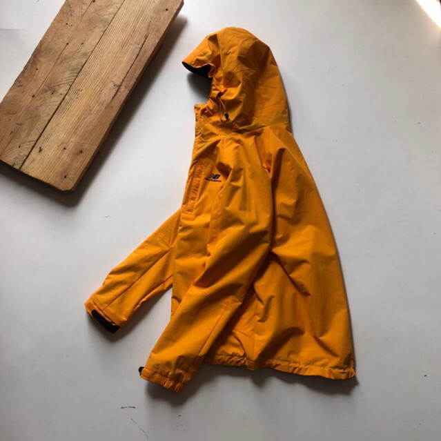 jaket outdoor new balance second/prloved