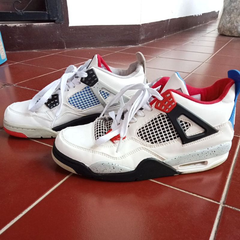 Sepatu Nike Retro 4, Size 40