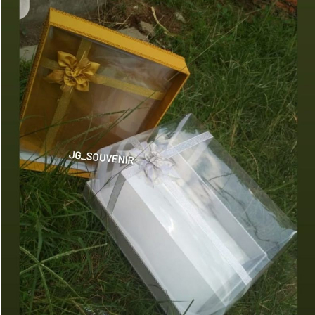 Kotak Hantaran Seserahan Mika Tinggi Pita Warna Silver Ukuran 40x30x20cm