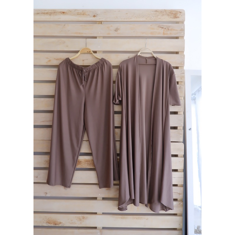 Andien Outer Set II Oneset Outer + Cullote Pants