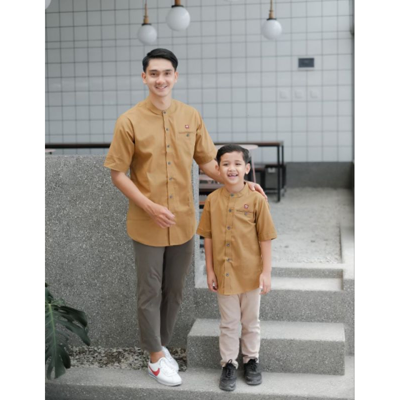 Koko Ayah dan Anak Laki Laki Couple