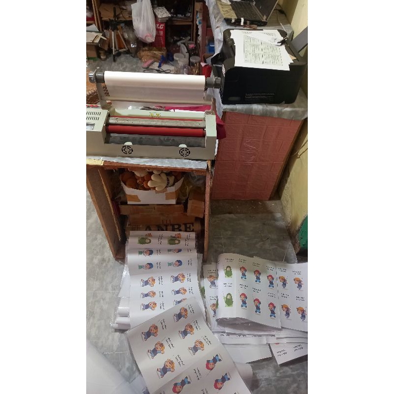 

print dan laminating A4 kertas 70gsm