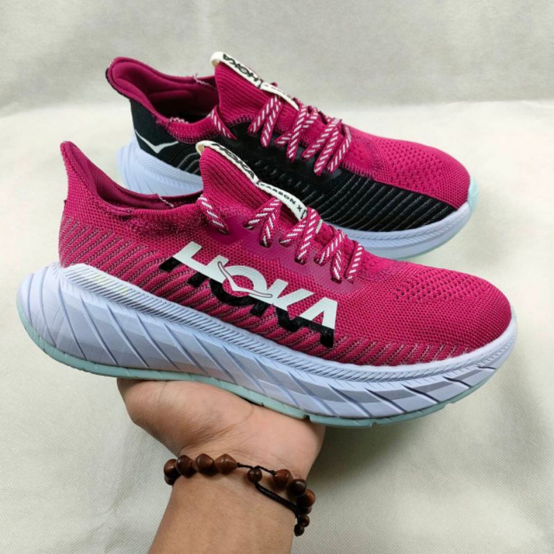 HOKA CARBON X3 FUCHIA