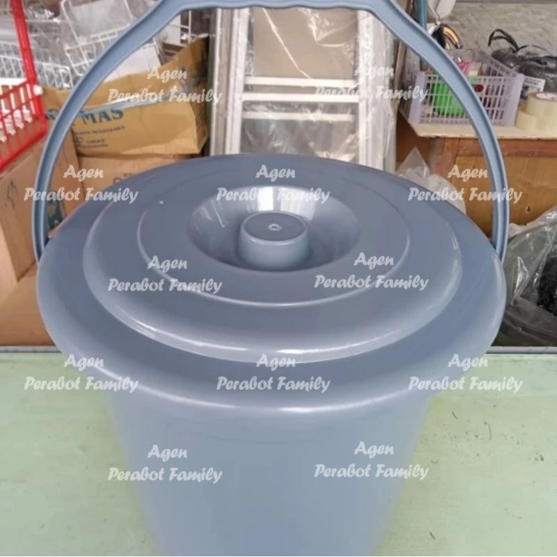 Ember Plastik 4 Galon+Tutup / Ember Tutup 4 Galon / Ember Abu-Abu 4 Galon