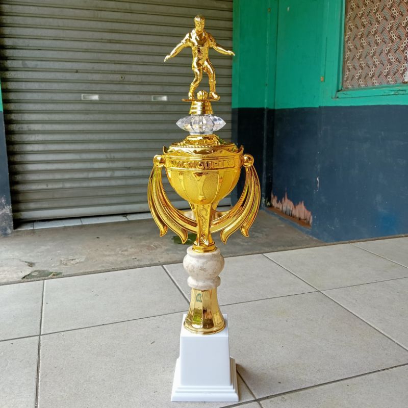 Piala Futsal/Badminton Import Tinggi 52cm