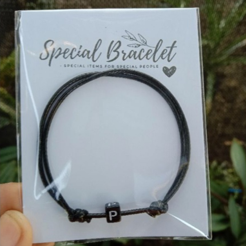 [1 PCS] Gelang Inisial Huruf Abjad A-Z Tali Satin Manik Kotak  Pria dan Wanita Couple