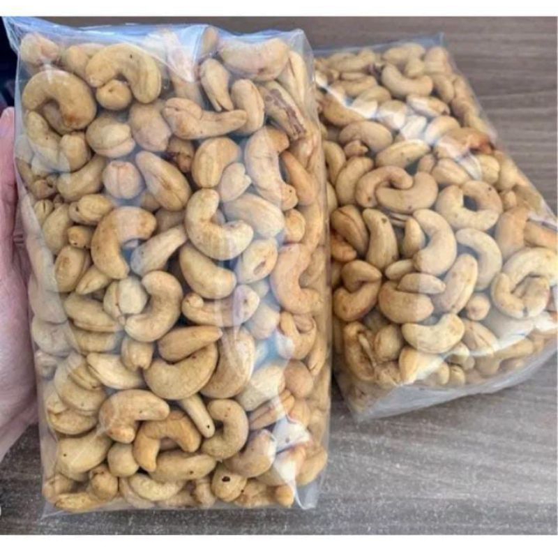 

Kacang Mede Utuh 1 kg matang