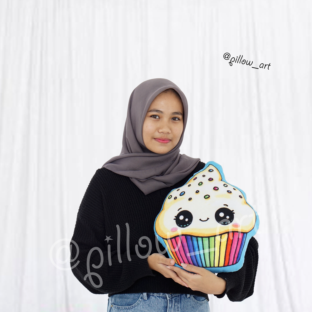 Pillowart - Bantal Sofa Motif Cupcake Lucu Size M - ART129