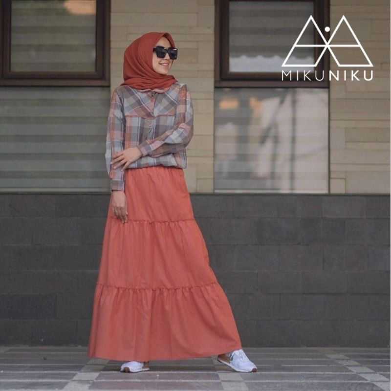 LIYANA SET ORIGINAL MIKUNIKU