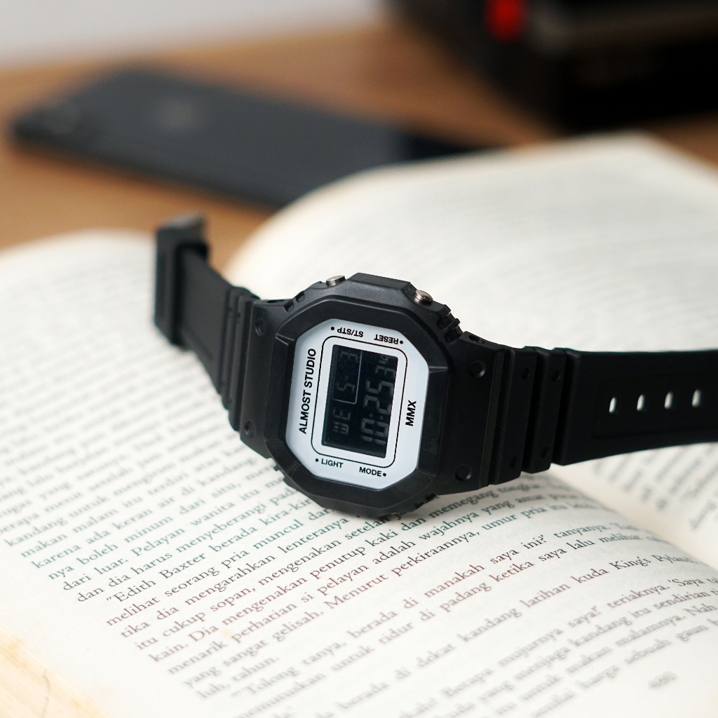 Almost Studio - Jam Tangan Digital - Black White
