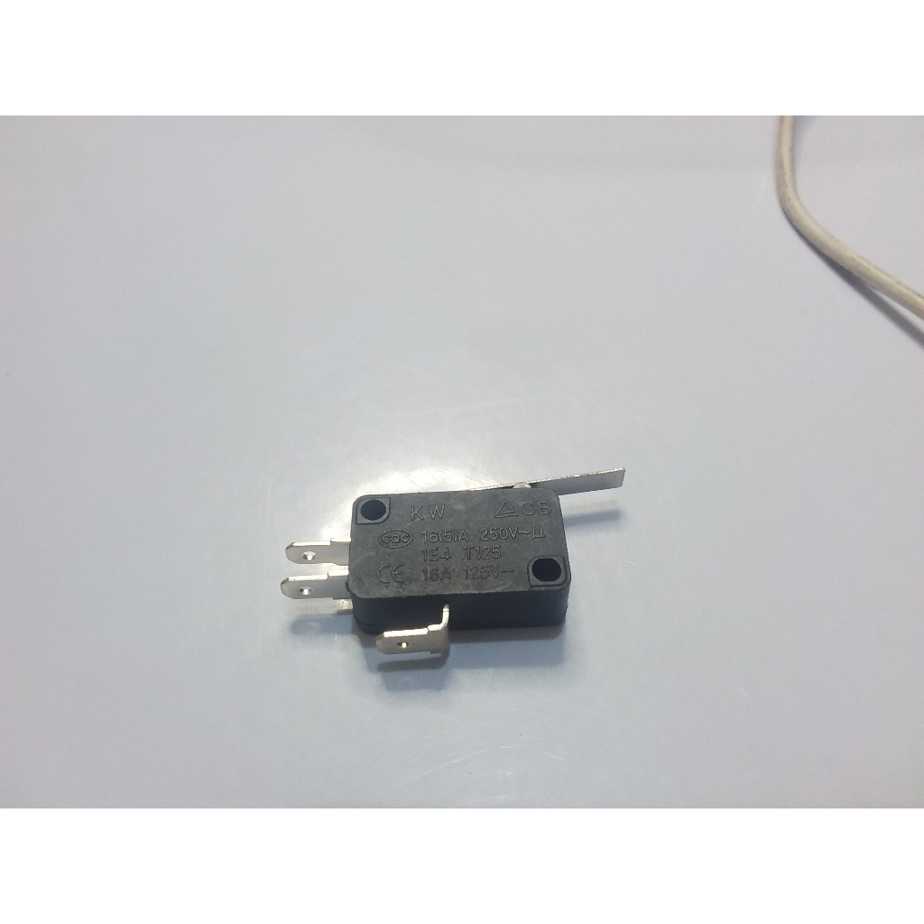 Micro / Limit Switch Plus Plat Panjang Tanpa Roda